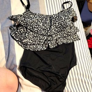 Swim suit